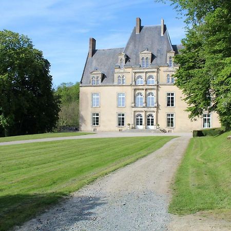 Chateau De La Lucaziere Mont-Saint-Jean  ภายนอก รูปภาพ