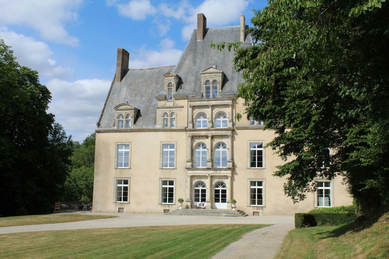 Chateau De La Lucaziere Mont-Saint-Jean  ภายนอก รูปภาพ